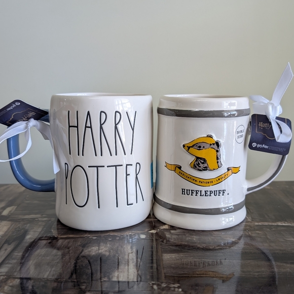Rae Dunn x Harry Potter HUFFLEPUFF DEDICATION PATIENCE LOYALTY Double Sided Mug - Picture 8 of 9